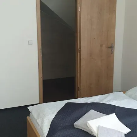 A Restaurace U Sousedu Guest house Strazny