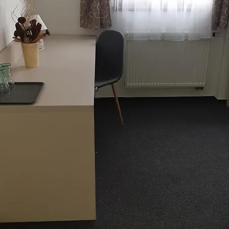 A Restaurace U Sousedu Gæstehus 3*