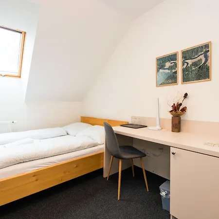 Guest house A Restaurace U Sousedu *