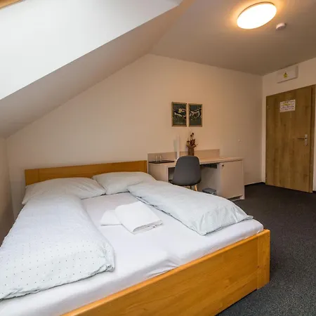 A Restaurace U Sousedu Guest house