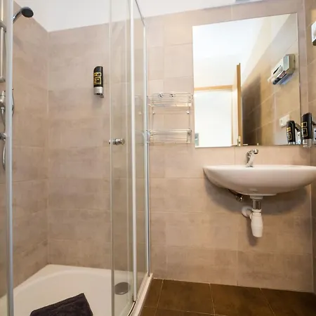 A Restaurace U Sousedu Guest house Strazny