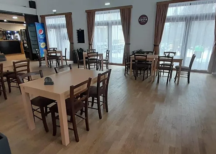 A Restaurace U Sousedu Стражны