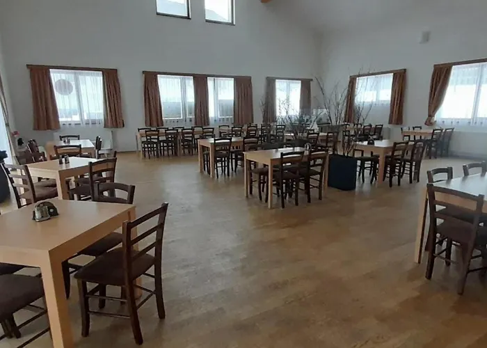 A Restaurace U Sousedu Стражны