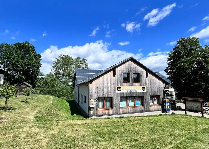 A Restaurace U Sousedu Стражны